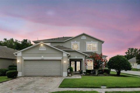 House in Casselberry, Florida 5 bedrooms, 228.63 sq.m. № 1799903 - photo 1