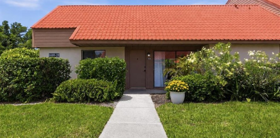 Condo à Sarasota, Floride, 3 chambres  № 2127070
