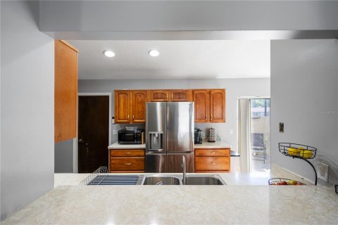 House in Orlando, Florida 4 bedrooms, 172.15 sq.m. № 1584678 - photo 19