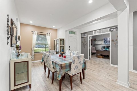 Casa en venta en Weeki Wachee, Florida, 4 dormitorios, 225.29 m2 № 1900385 - foto 7