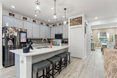 Casa en venta en Weeki Wachee, Florida, 4 dormitorios, 225.29 m2 № 1900385 - foto 15