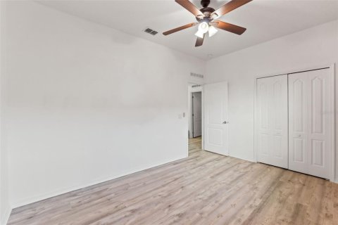 Casa en venta en Weeki Wachee, Florida, 4 dormitorios, 225.29 m2 № 1900385 - foto 26