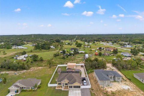 Casa en venta en Weeki Wachee, Florida, 4 dormitorios, 225.29 m2 № 1900385 - foto 3