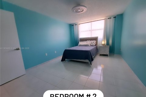 Copropriété à vendre à Sunny Isles Beach, Floride: 2 chambres, 140 m2 № 1963987 - photo 10
