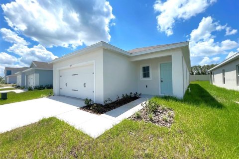 Casa en alquiler en Haines City, Florida, 3 dormitorios, 139.45 m2 № 1912932 - foto 3