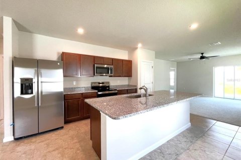 Casa en alquiler en Haines City, Florida, 3 dormitorios, 139.45 m2 № 1912932 - foto 6