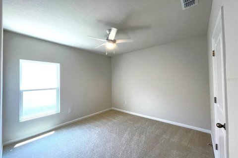 Casa en alquiler en Haines City, Florida, 3 dormitorios, 139.45 m2 № 1912932 - foto 18