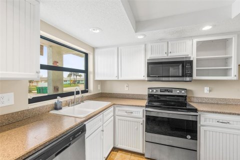Купить кондоминиум в Ормонд-Бич, Флорида 5 комнат, 112.69м2, № 2126343 - фото 22