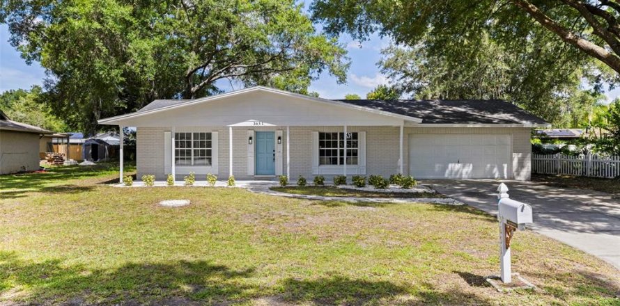 Villa ou maison à Land O' Lakes, Floride 4 chambres, 171.87 m2 № 2236623