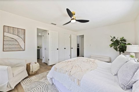 Villa ou maison à vendre à Land O' Lakes, Floride: 4 chambres, 171.87 m2 № 2236623 - photo 20