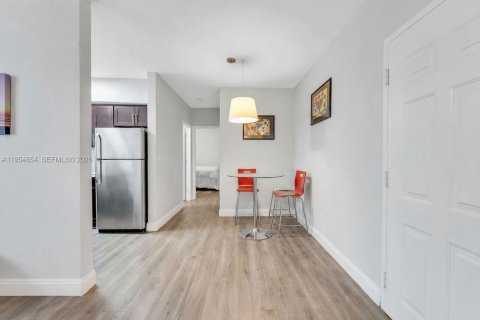 Copropriété à vendre à Miami Beach, Floride: 1 chambre, 55 m2 № 2008413 - photo 5