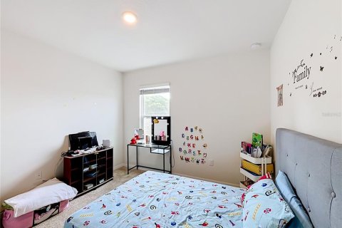 House in Davenport, Florida 5 bedrooms, 234.3 sq.m. № 2345217 - photo 21
