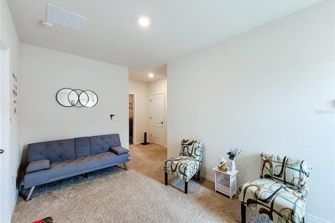 House in Davenport, Florida 5 bedrooms, 234.3 sq.m. № 2345217 - photo 19