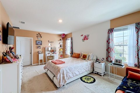 House in Davenport, Florida 5 bedrooms, 234.3 sq.m. № 2345217 - photo 26