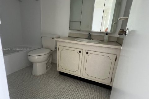 Studio in the Condo in North Miami, Florida  № 2086606 - photo 10