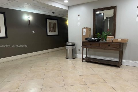 Studio in the Condo in North Miami, Florida  № 2086606 - photo 21
