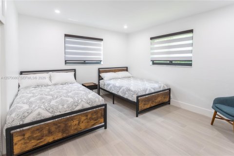 Villa ou maison à louer à Hollywood, Floride: 3 chambres, 127.37 m2 № 2297957 - photo 14