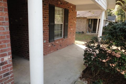 Condominio en alquiler en Newberry, Florida, 3 dormitorios, 138.33 m2 № 1908428 - foto 2