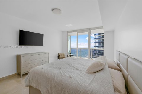 Condominio en alquiler en Hallandale Beach, Florida, 2 dormitorios, 135.45 m2 № 2079305 - foto 24