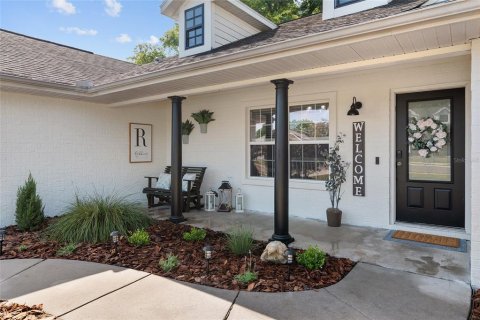 House in Newberry, Florida 4 bedrooms, 177.16 sq.m. № 2155711 - photo 7