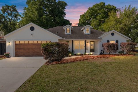House in Newberry, Florida 4 bedrooms, 177.16 sq.m. № 2155711 - photo 2