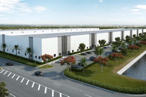 Commercial property in Hialeah, Florida № 1942773 - photo 20