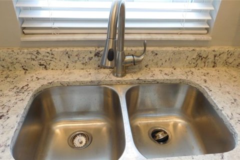 Casa en alquiler en Winter Springs, Florida, 4 dormitorios, 213.86 m2 № 1918507 - foto 8