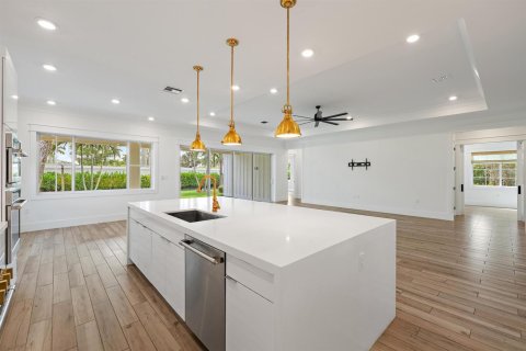 Villa ou maison à vendre à Palm Beach Gardens, Floride: 3 chambres, 267.47 m2 № 2320180 - photo 25
