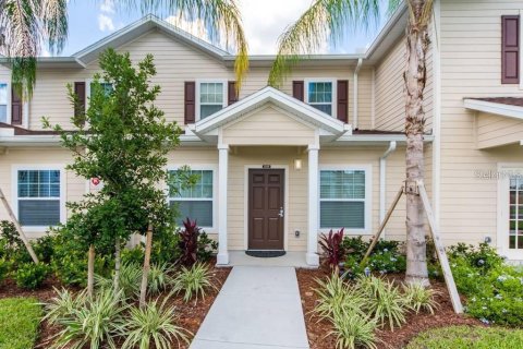 Adosado en venta en Kissimmee, Florida, 3 dormitorios, 120.77 m2 № 1908910 - foto 1