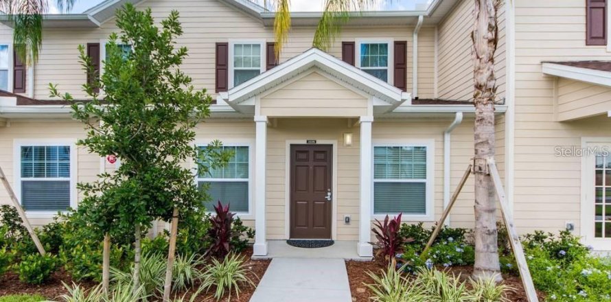 Adosado en Kissimmee, Florida 3 dormitorios, 120.77 m2 № 1908910