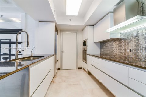 Condominio en venta en Sunny Isles Beach, Florida, 2 dormitorios, 152.73 m2 № 2254928 - foto 5