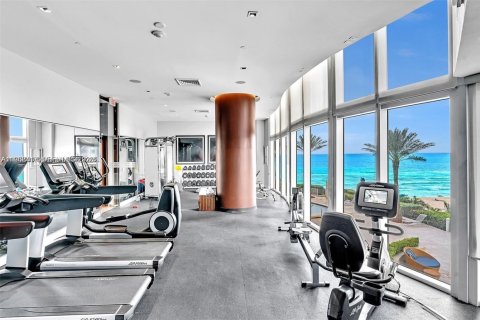Condominio en venta en Sunny Isles Beach, Florida, 2 dormitorios, 152.73 m2 № 2254928 - foto 29