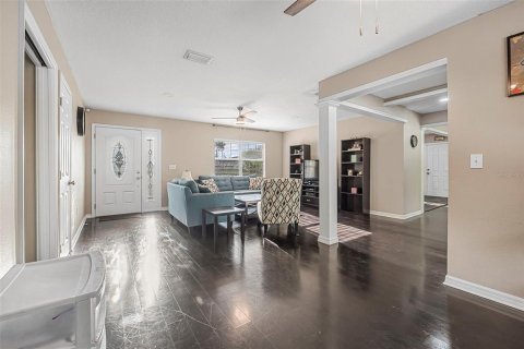 Villa ou maison à vendre à DeLand, Floride: 4 chambres, 232.26 m2 № 1751941 - photo 10