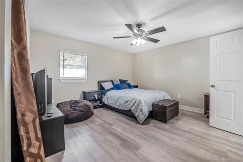 Villa ou maison à vendre à DeLand, Floride: 4 chambres, 232.26 m2 № 1751941 - photo 9