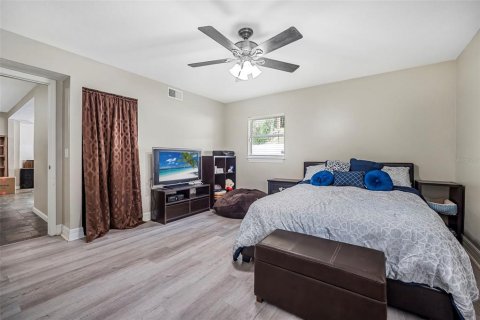 Villa ou maison à vendre à DeLand, Floride: 4 chambres, 232.26 m2 № 1751941 - photo 23