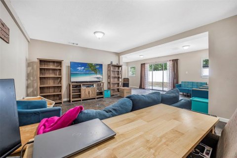 Villa ou maison à vendre à DeLand, Floride: 4 chambres, 232.26 m2 № 1751941 - photo 22