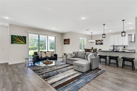 Casa en alquiler en Orlando, Florida, 4 dormitorios, 214.14 m2 № 2224604 - foto 5
