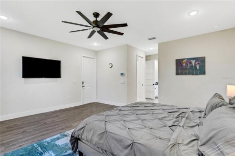 Casa en alquiler en Orlando, Florida, 4 dormitorios, 214.14 m2 № 2224604 - foto 22