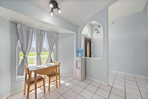 Купить виллу или дом в Норт-Порт, Флорида 7 комнат, 124.3м2, № 1805853 - фото 15