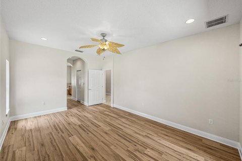 House in Dade City, Florida 4 bedrooms, 203.92 sq.m. № 1899813 - photo 25