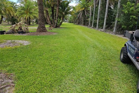 Commercial property in Ruskin, Florida 350.8 sq.m. № 2214002 - photo 10