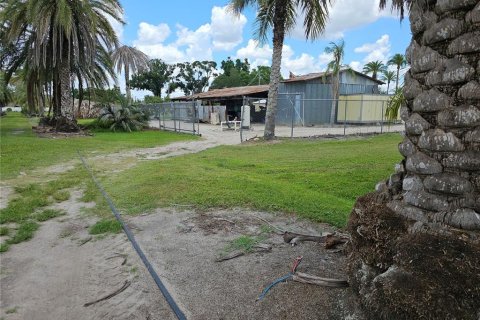 Commercial property in Ruskin, Florida 350.8 sq.m. № 2214002 - photo 17