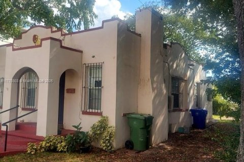 Casa en venta en Miami, Florida, 3 dormitorios, 104.42 m2 № 1864995 - foto 11