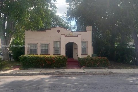 Casa en venta en Miami, Florida, 3 dormitorios, 104.42 m2 № 1864995 - foto 12