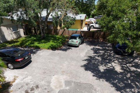 Immobilier commercial à vendre à Largo, Floride: 6 chambres, 225.75 m2 № 2313405 - photo 24