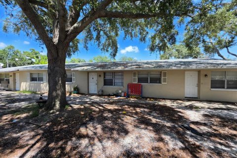 Immobilier commercial à vendre à Largo, Floride: 6 chambres, 225.75 m2 № 2313405 - photo 5