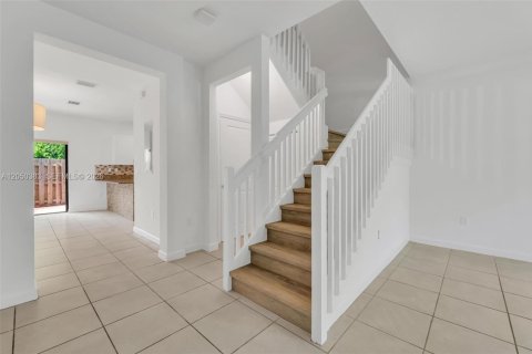 Casa en venta en Miami, Florida, 3 dormitorios, 154.4 m2 № 2252538 - foto 7