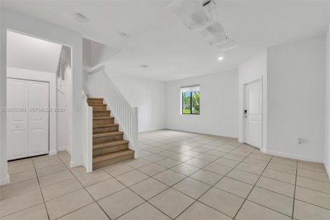 Casa en venta en Miami, Florida, 3 dormitorios, 154.4 m2 № 2252538 - foto 6