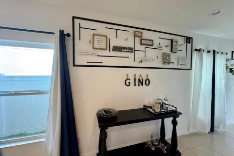 Casa en venta en Davenport, Florida, 4 dormitorios, 140.28 m2 № 1581928 - foto 4