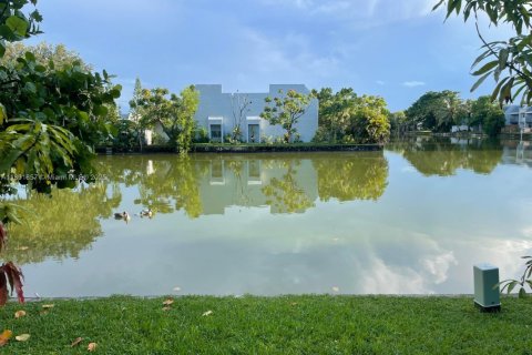 Townhouse in Lauderhill, Florida 3 bedrooms, 195.09 sq.m. № 1943904 - photo 5